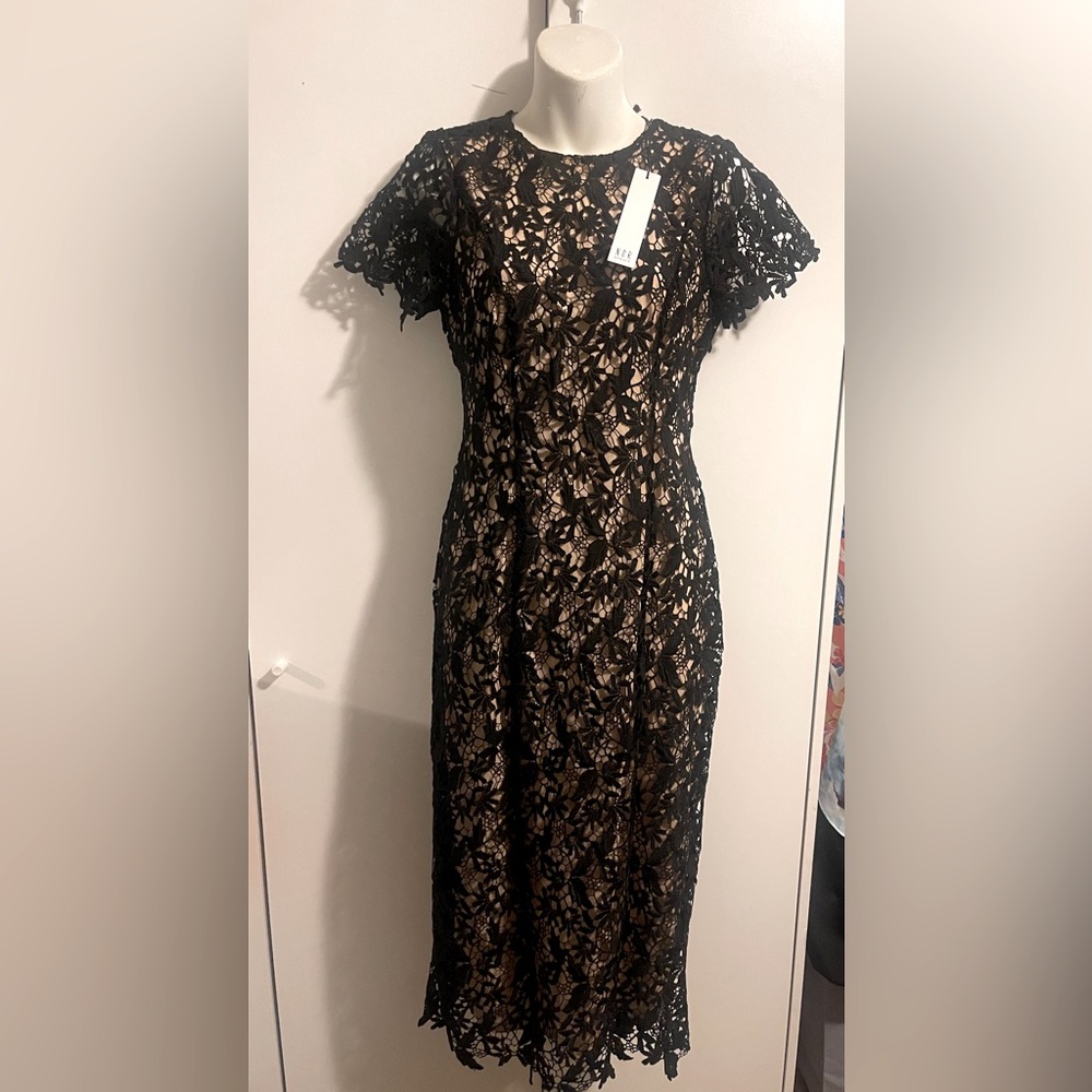 NWT NSR Mia lace short sleeve DRESS SIZE M